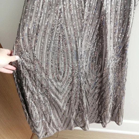 Adrianna Papell Silver Sequin Mesh Mermaid Long Sleeve Maxi Party Formal Dress 4 - Picture 16 of 17